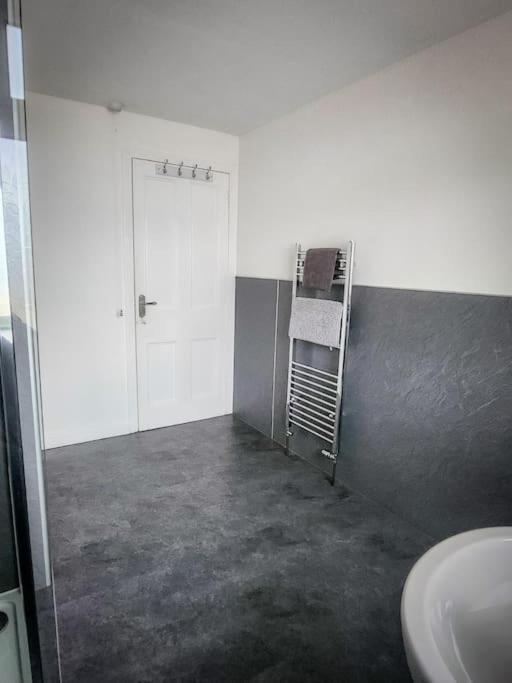 Central 2-Bedroom Bunglow With Double Sofa Bed Carnoustie Exterior foto