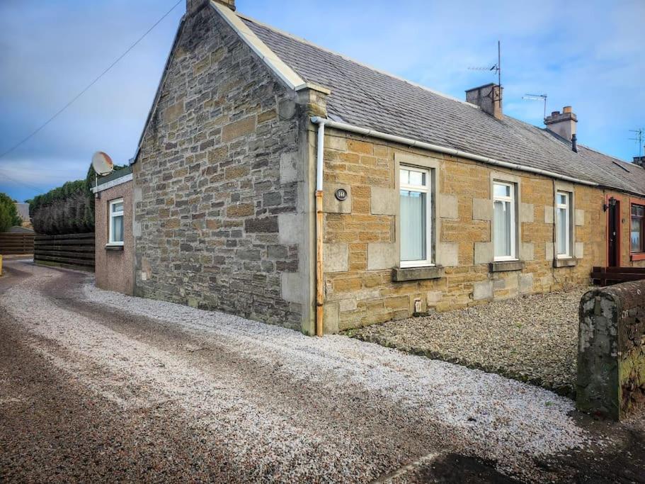 Central 2-Bedroom Bunglow With Double Sofa Bed Carnoustie Exterior foto